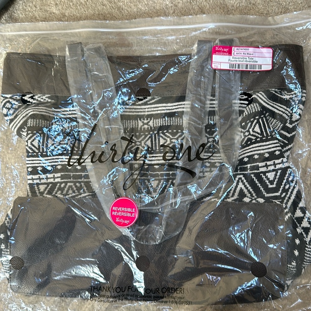 Thirty-one Reversible Tote NWT